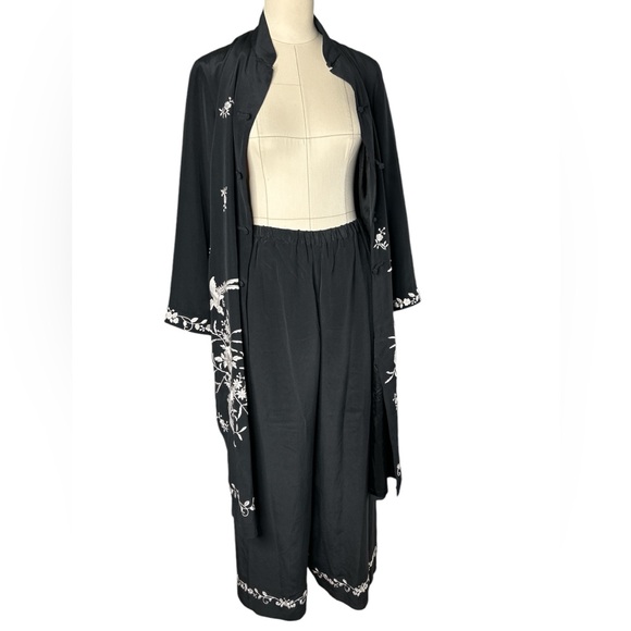 Sue Wong silk embroidered Cheongsam kimono duster/pants set - Picture 8 of 14